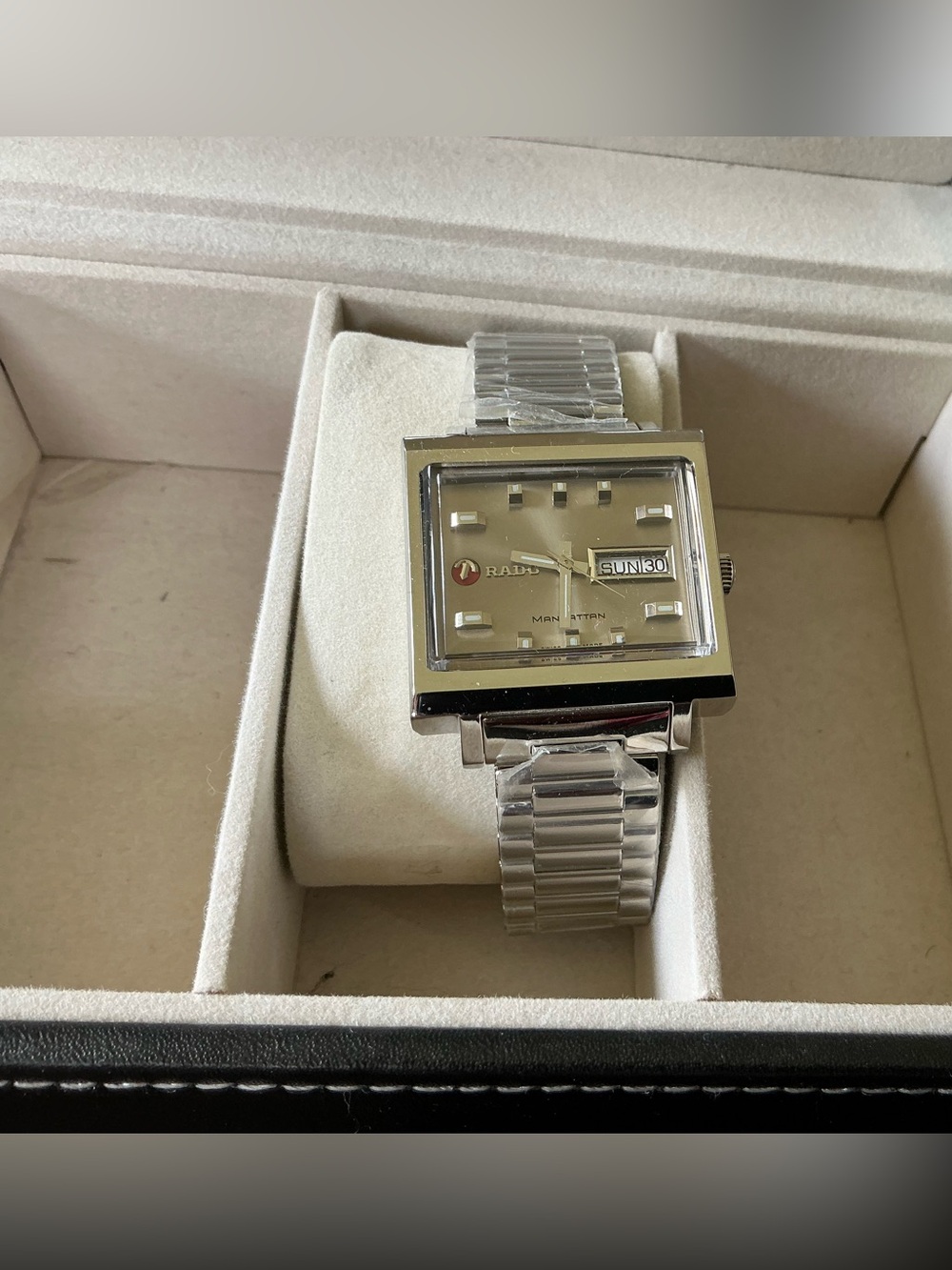 Rado Vintage Tank Silver Dial and Silver Bracelet Unisex Brand New.